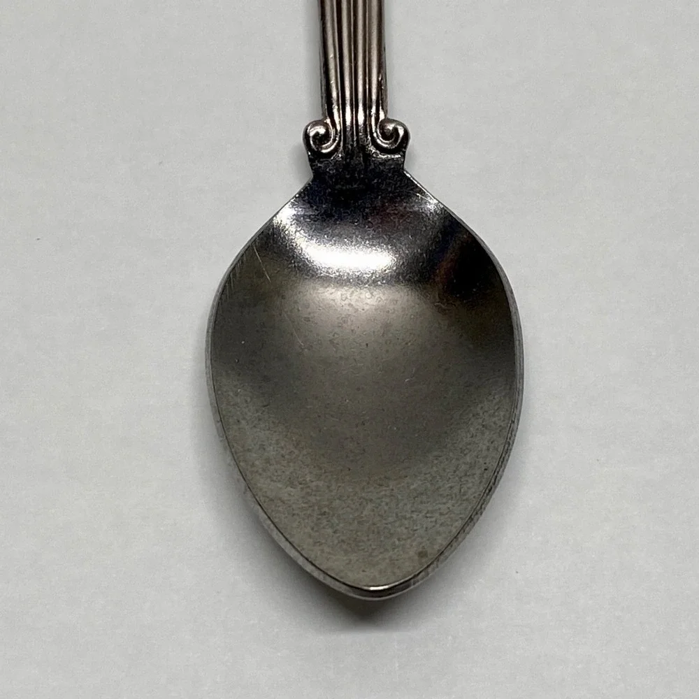 Vintage Canada Castlegar B.C. Souvenir Spoon 4.5